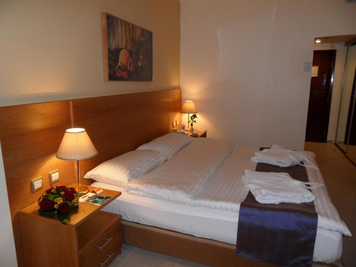 Aqaba Gulf Hotel מראה חיצוני תמונה