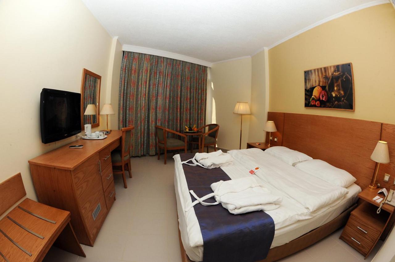 Aqaba Gulf Hotel מראה חיצוני תמונה
